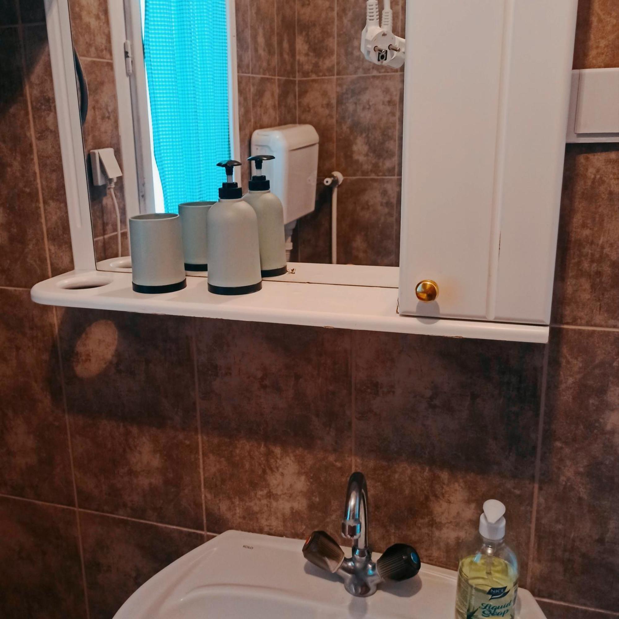 Kuca Despot Apartment Kremna Phòng bức ảnh